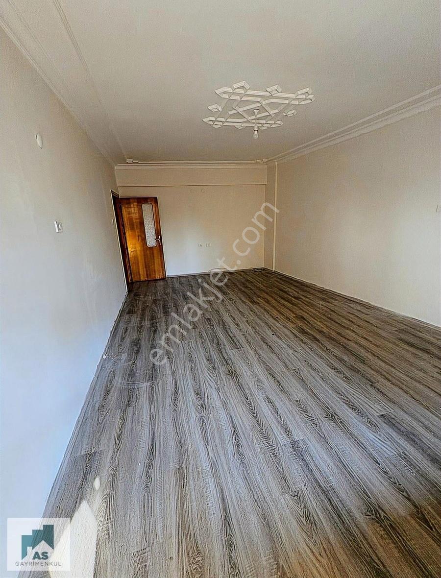 Isparta Çarşı Merkez De Ara Kat 3+1 Satılık Daire - Görsel 4