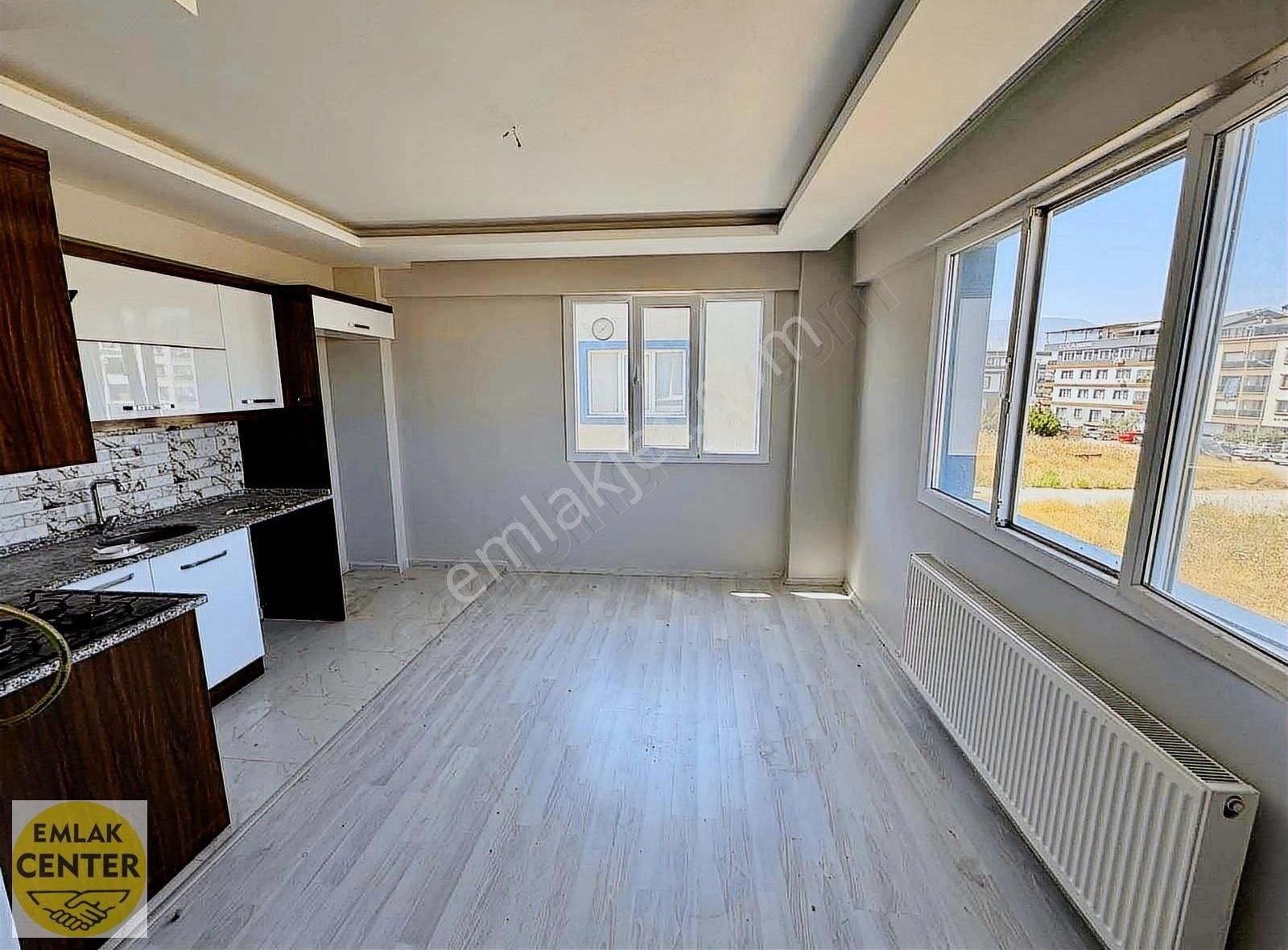 Emlak Center'dan Muradiye Mah Yeni Yaşam Sitesinde Satılık 2+1 - Görsel 8