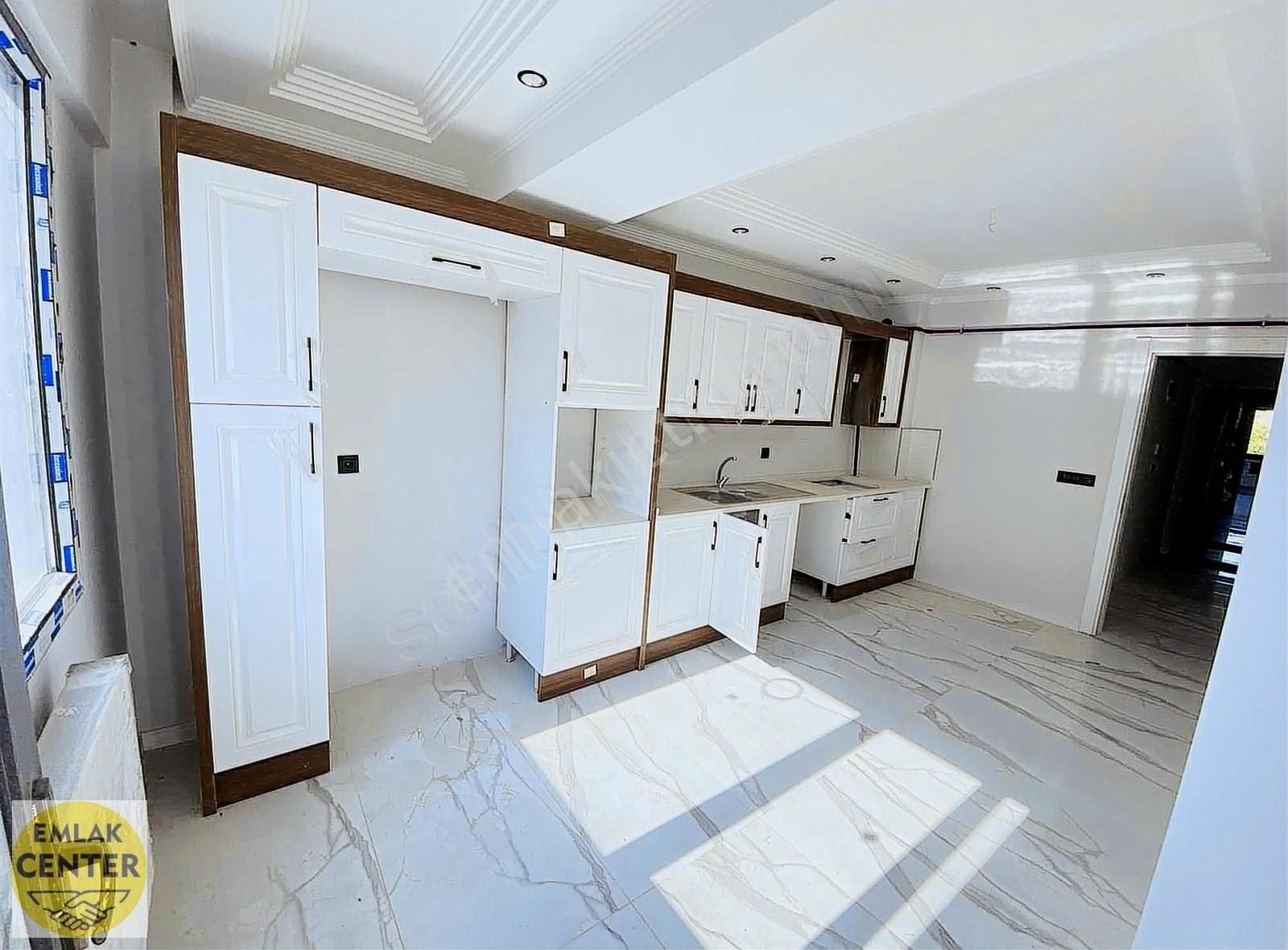 Emlak Center'dan Muradiye'de 3+1 Ultra Lüks Ara Kat Daire - Görsel 23