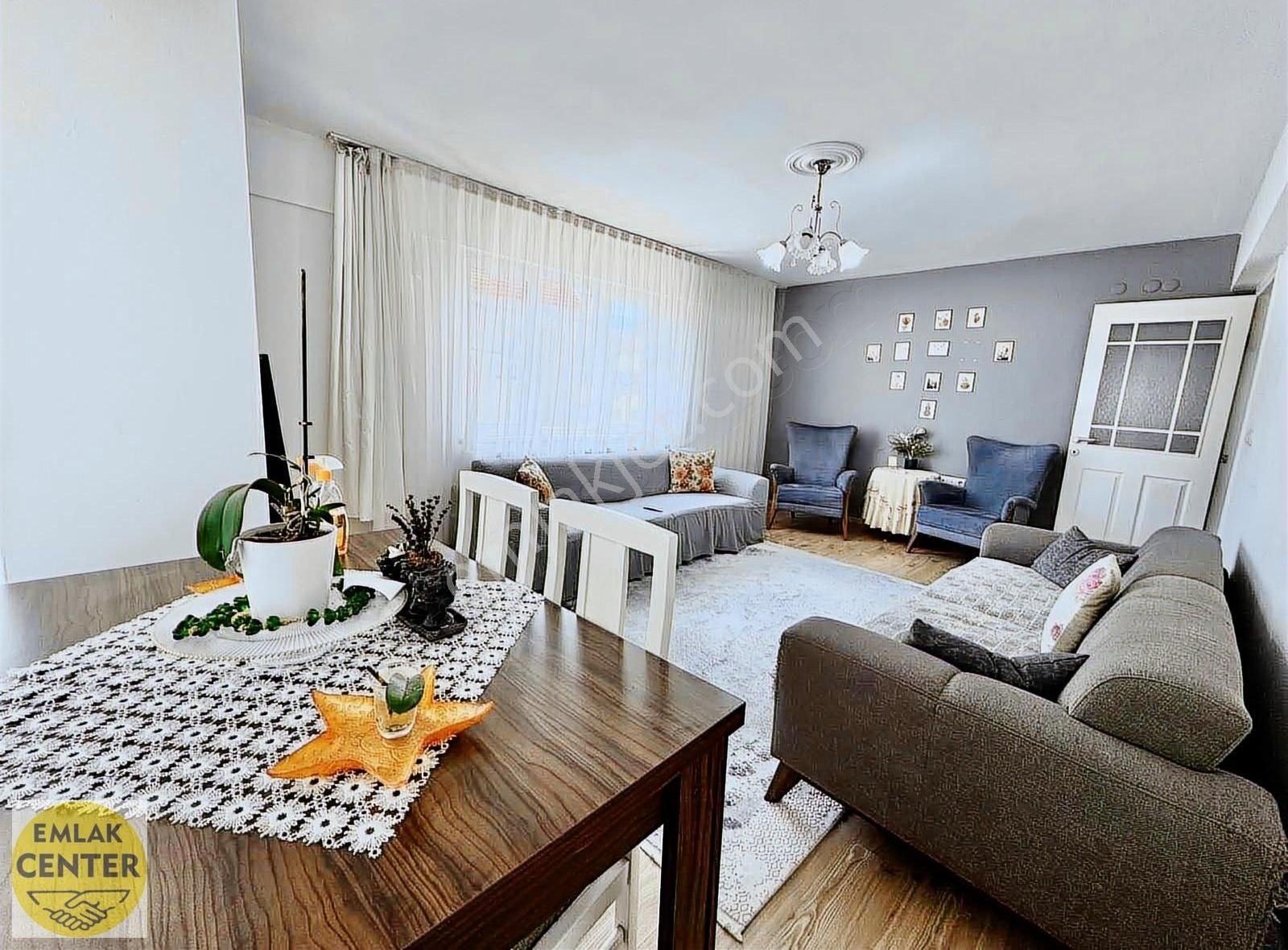 Emlak Center'dan Muradiye Mah Satılık Site İçinde 3+1 Daire