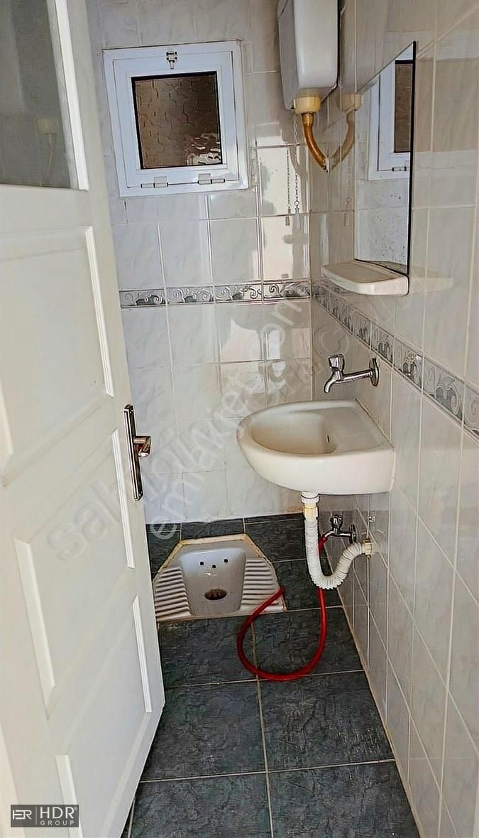 Çiğli Yenimahalle'de 3+1 Kiralık Daire
