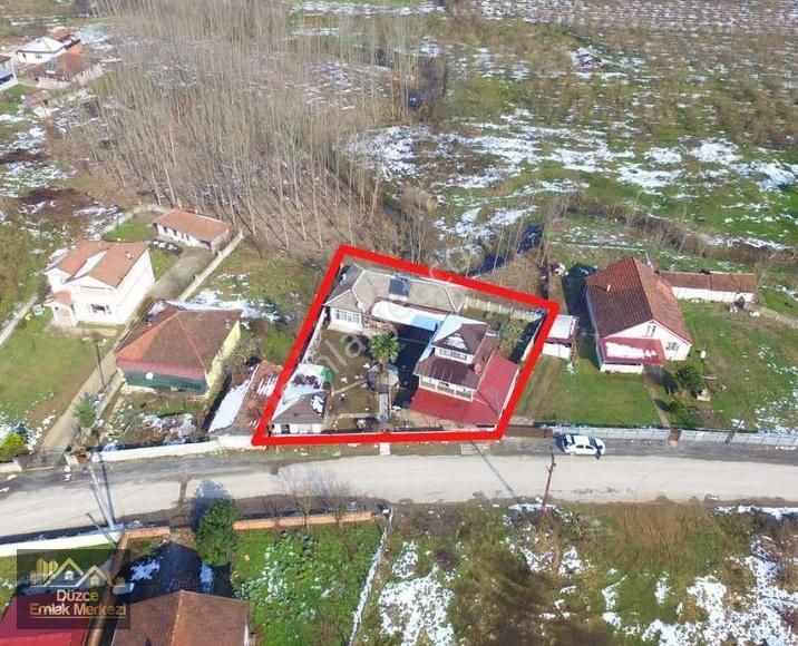 Yeşilçimen Mh De 680 M2 İçinde Satılık Trıblex Ve Tek Katlı Ev
