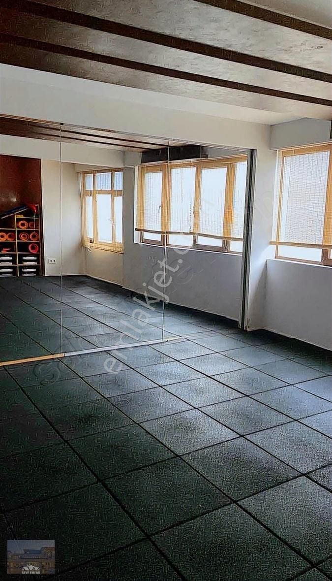 Trabzon Meydan'da Satılık 127 M2 İş Yeri Veya Daire