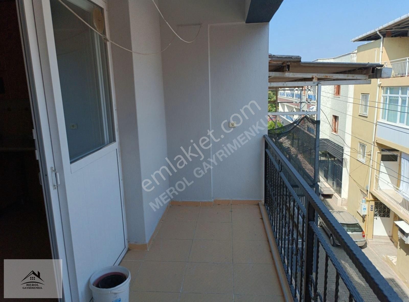 Bayraklı Tepekulede Kat Mülkiyetli 3 Katlı Müstakil Bina - Görsel 35