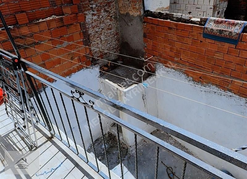 Konak Ballıkuyuda 3 Katlı Müstakil Ev Satılık - Görsel 11