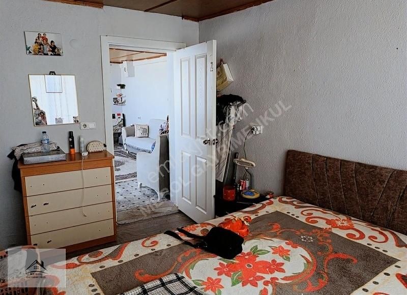 Konak Ballıkuyuda 3 Katlı Müstakil Ev Satılık - Görsel 19