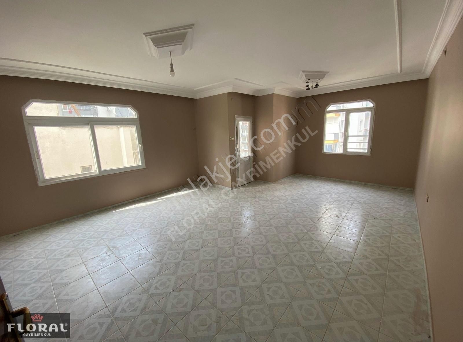 Floral'den Viranşehir Mah.de 140 M2 2+1 Ayrı Mutfaklı Kiralık Da