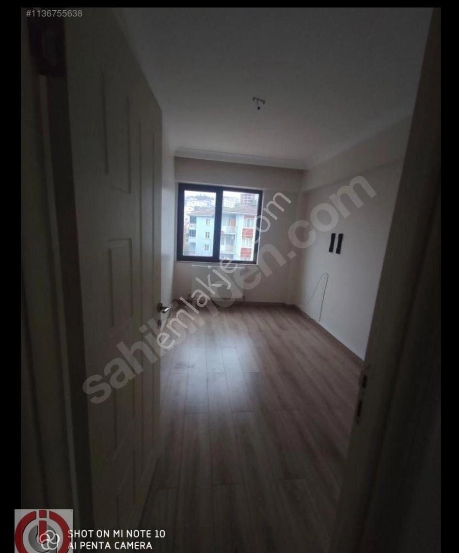 İnceoğlundan Cadde Üzeri 3+1 Arakat Satılık Masrafsız Daire