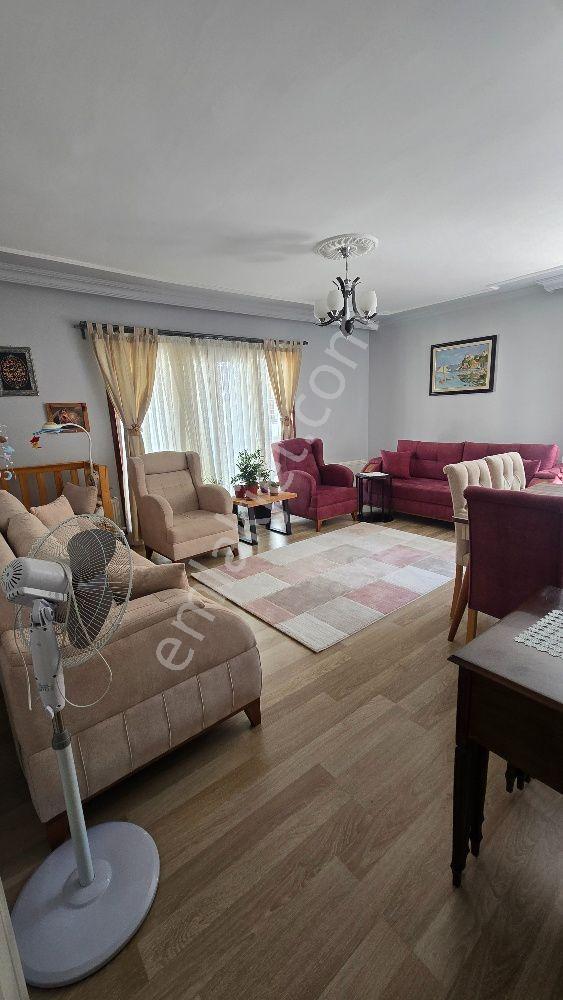 3+1 Bağımsız Salon Asansörlü Satılık Daire Yıldız Emlak'tan - Görsel 2