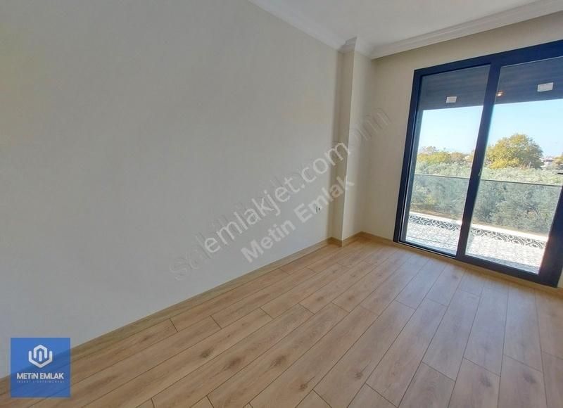 Altınoluk Satılık Sıfır Villa / Denize Yakın / Otoparklı/bahçeli - Görsel 14