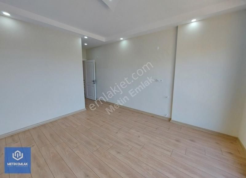 Altınoluk Satılık Sıfır Villa / Denize Yakın / Otoparklı/bahçeli - Görsel 28