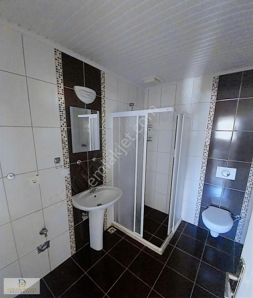 Foça Mahallesi'nde Satılık Şömineli 4+1 Dubleks Daire