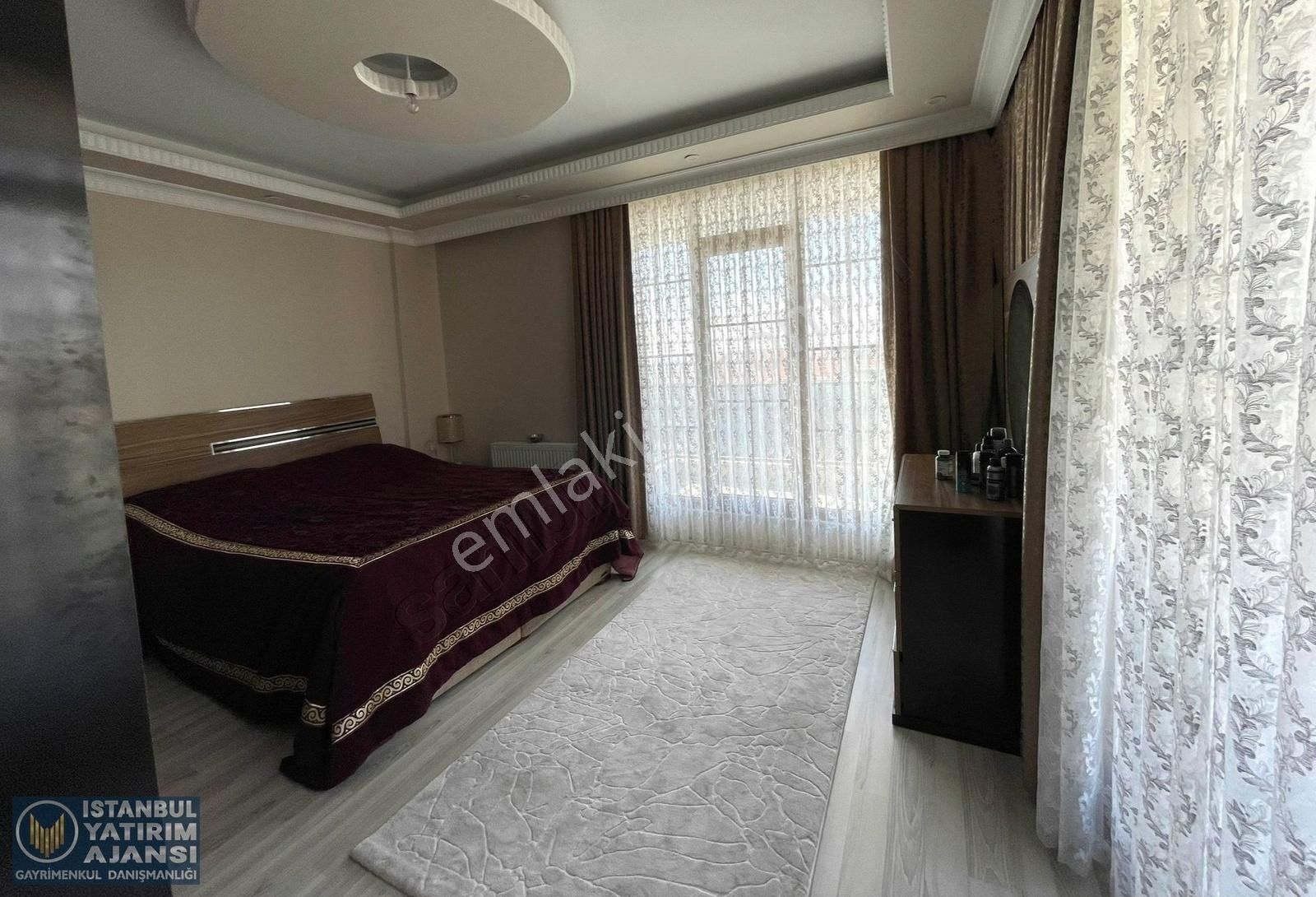 Fırsattt-büyükçekmece Güzelcede 3 Katlı Tadilatlı Satılık Villa - Görsel 4