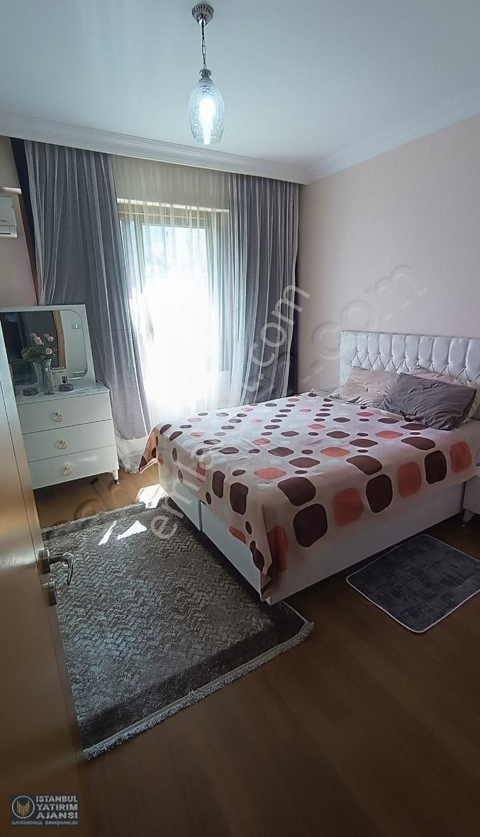 Başakşehir Başak Vadi Konutları Lüks Eşyalı Satılık 3+1 (180)m2