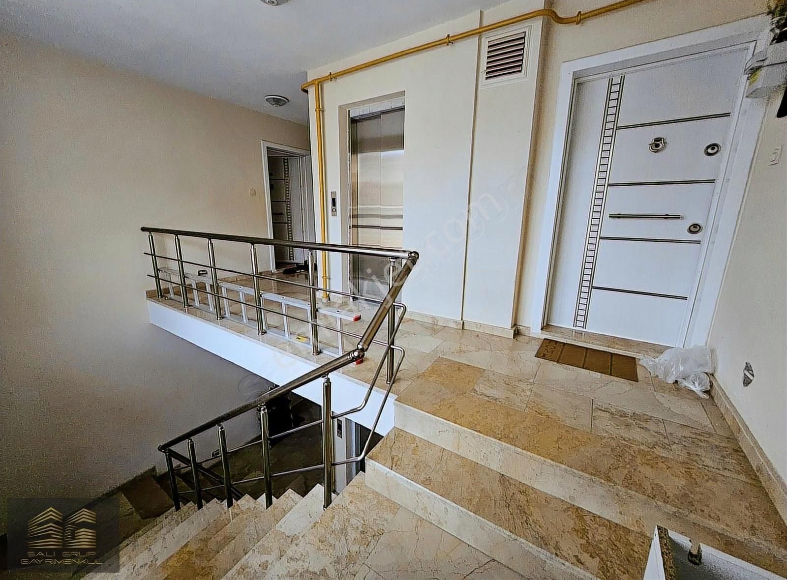 Beşköprü Mahallesinde - 2+1 - 72 M2 - Satılık Fırsat Daire - Görsel 3