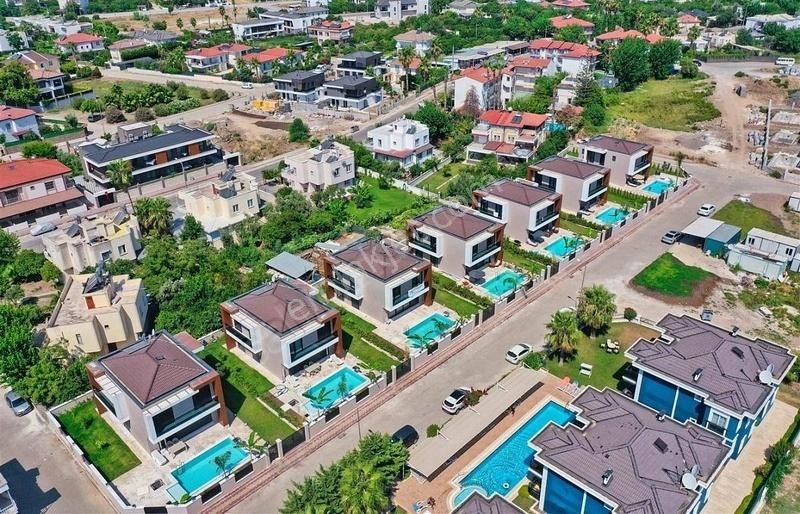 Antalya Kemer Çamyuvada Denize Yakın Satılık 4+1 Villa - Görsel 29