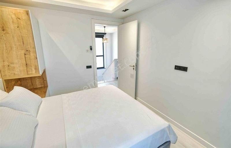 Antalya Kemer Çamyuvada Denize Yakın Satılık 4+1 Villa - Görsel 13