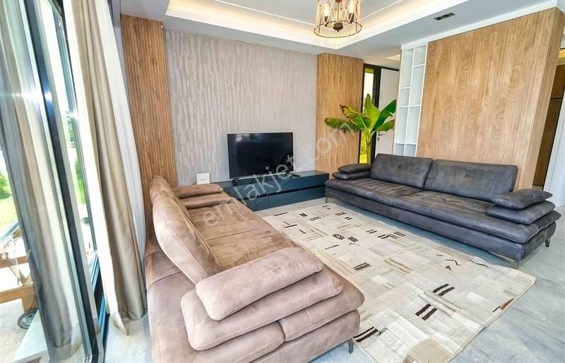 Antalya Kemer Çamyuvada Denize Yakın Satılık 4+1 Villa - Görsel 23