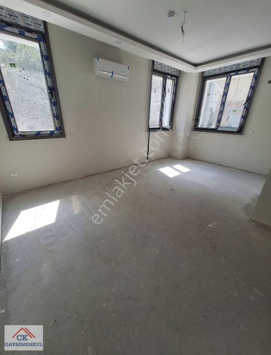 Ck'dan Marinaya Kalamış Parkına Fenerbahçe Tesise Yakın 3+1 - Görsel 7