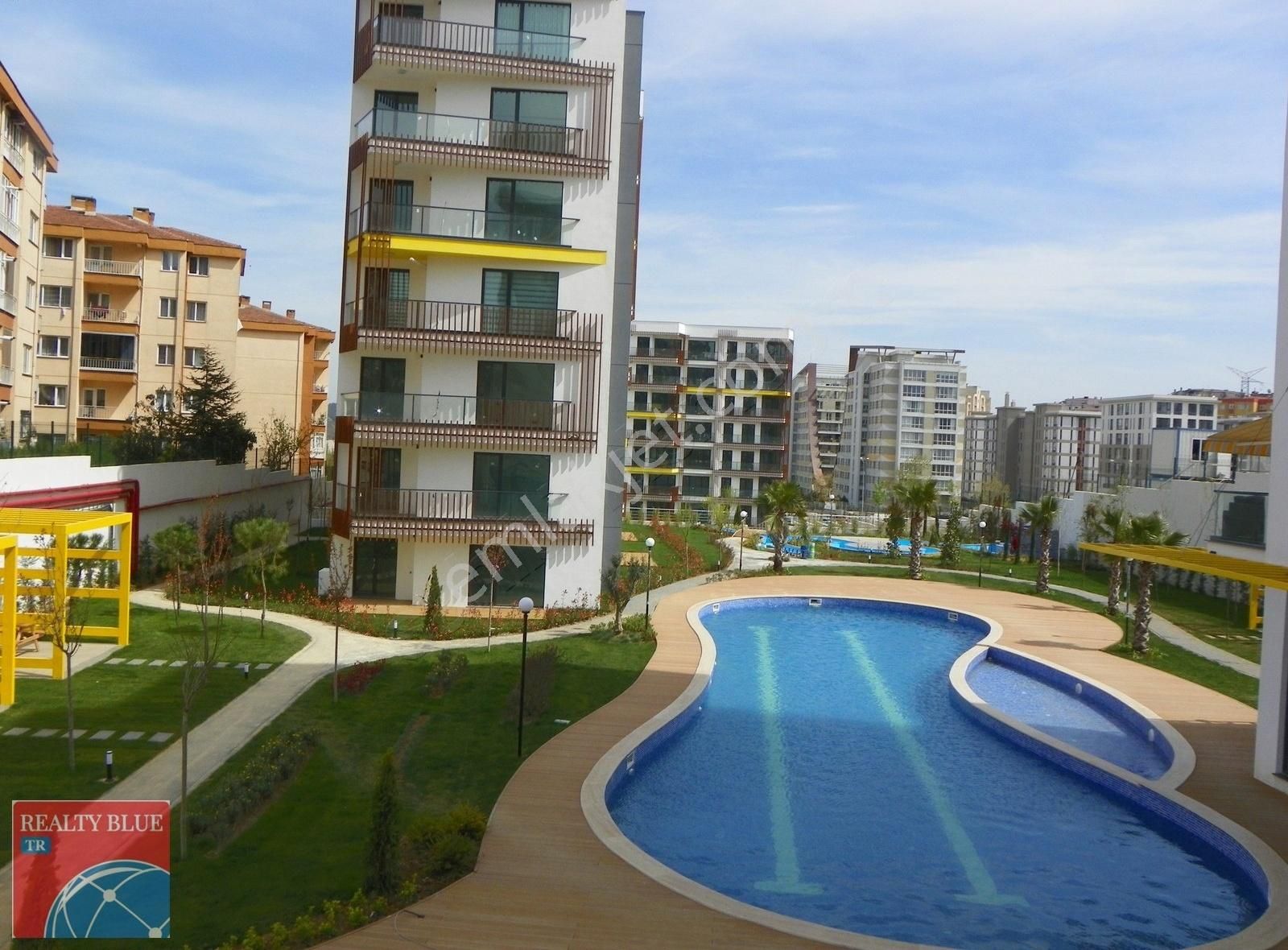 Sabiha Gökçen Yakını Optimum Gardens_eşyalı Kiralık 2+1 Daire