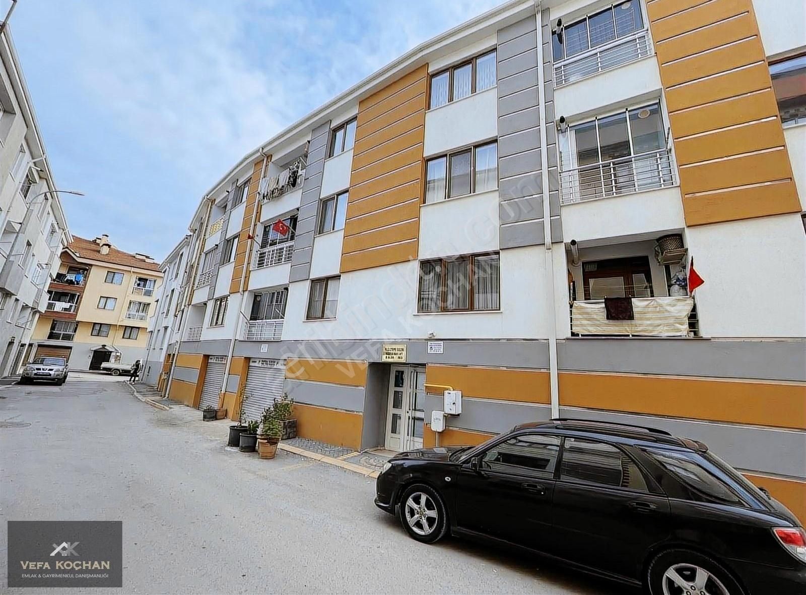 V.koçhan'dan Yıldıztepede Ara Kat Ön Cephe 2+1 Daire