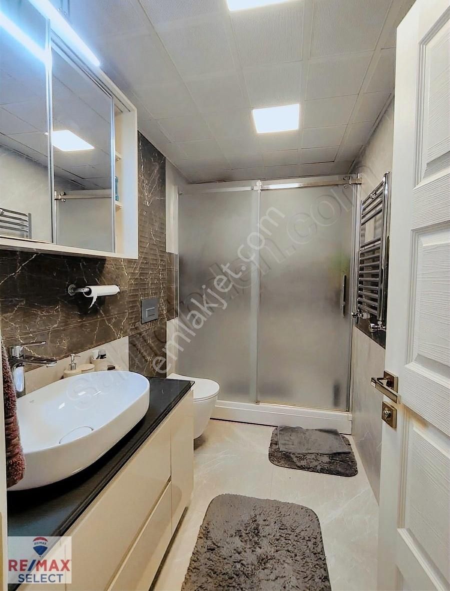 Remax Billur Bakan'dan 9.kısım Full Tadilatlı Satılık 3+1 Daire