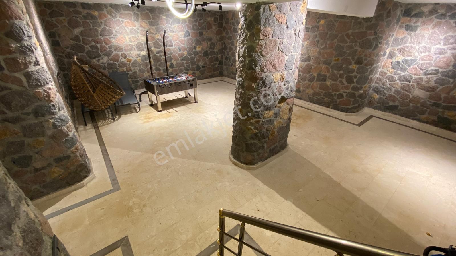 Aliağa Aşağışakran Satılık Trıbleks Havuzlu Villa - Görsel 13