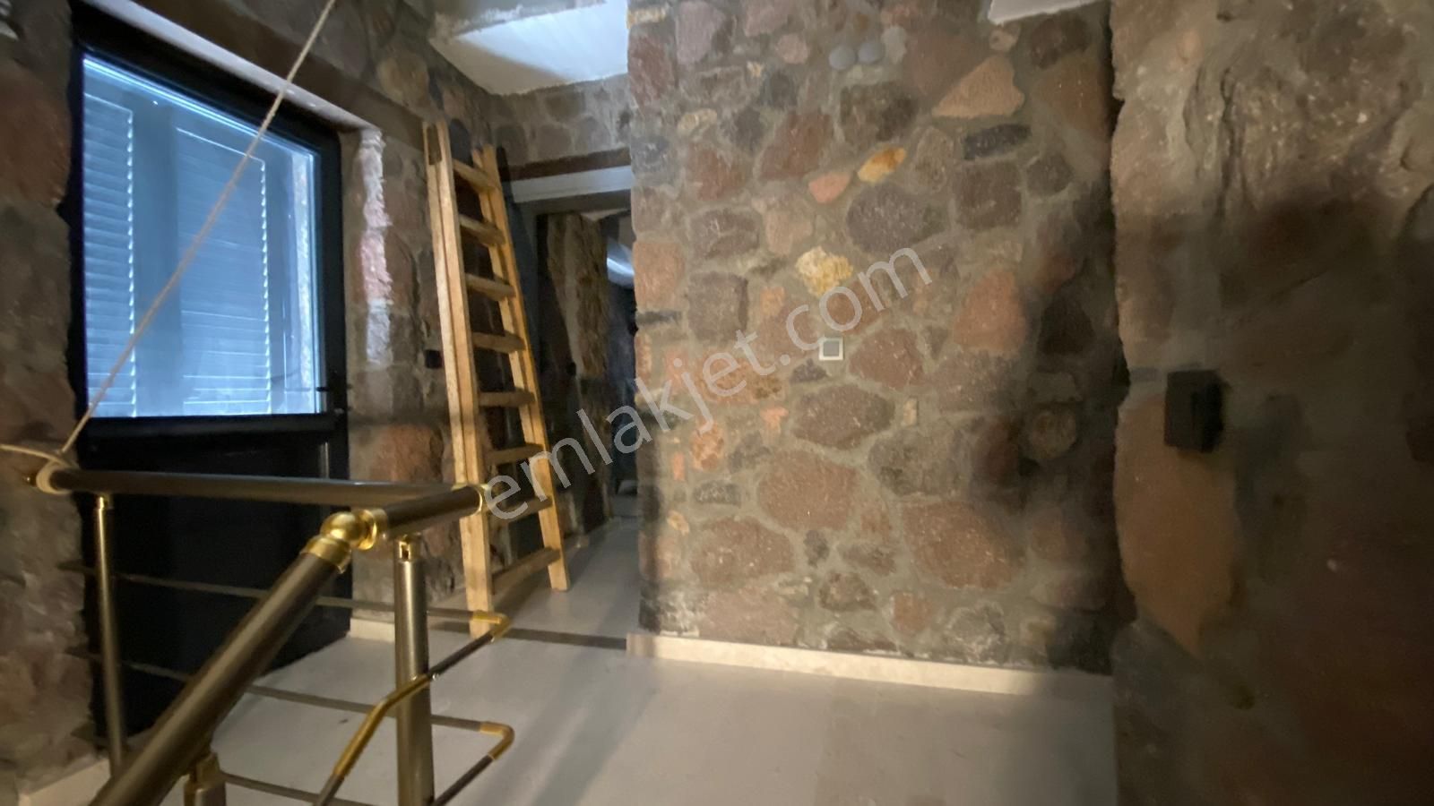 Aliağa Aşağışakran Satılık Trıbleks Havuzlu Villa - Görsel 16