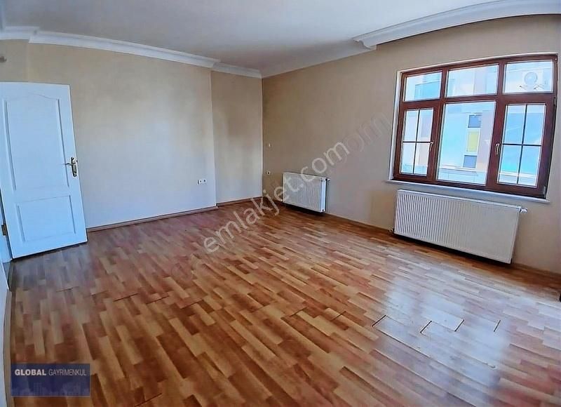 Global'den Postane Mah'de Ofis Kullanıma Uygun 2+1 Daire