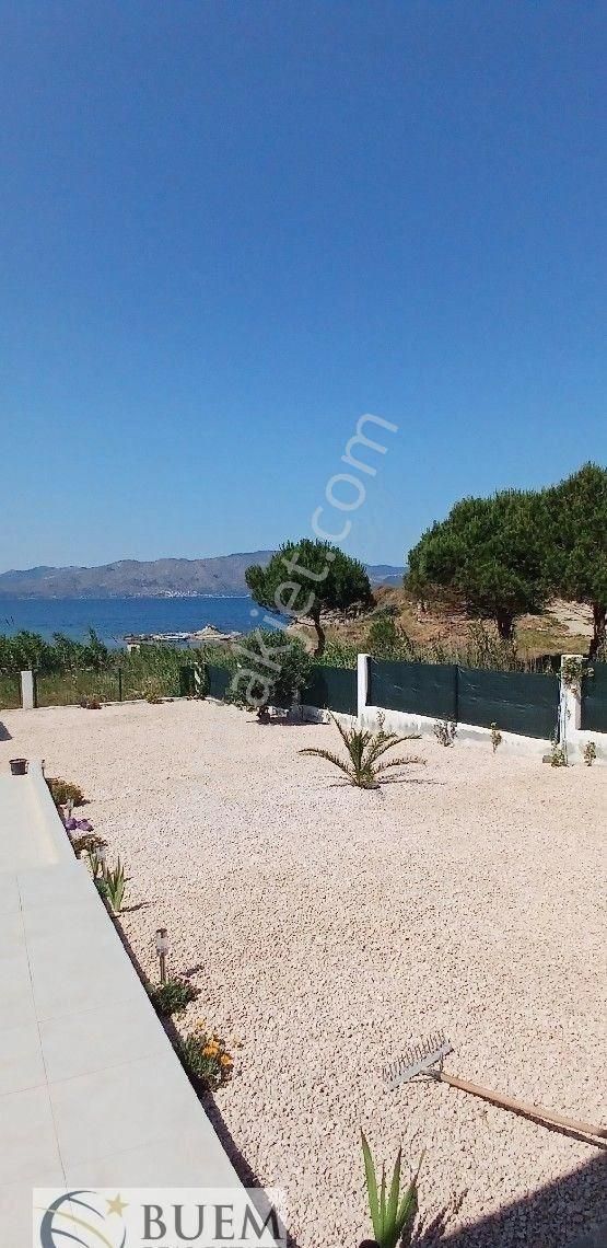 Avsa Adası Çıftlık Mevkıı Denıze Sıfır 400 Metre Uzerıne Yapılmıs 2 Adet 2+1 Olan Deposu Su Kuyulu