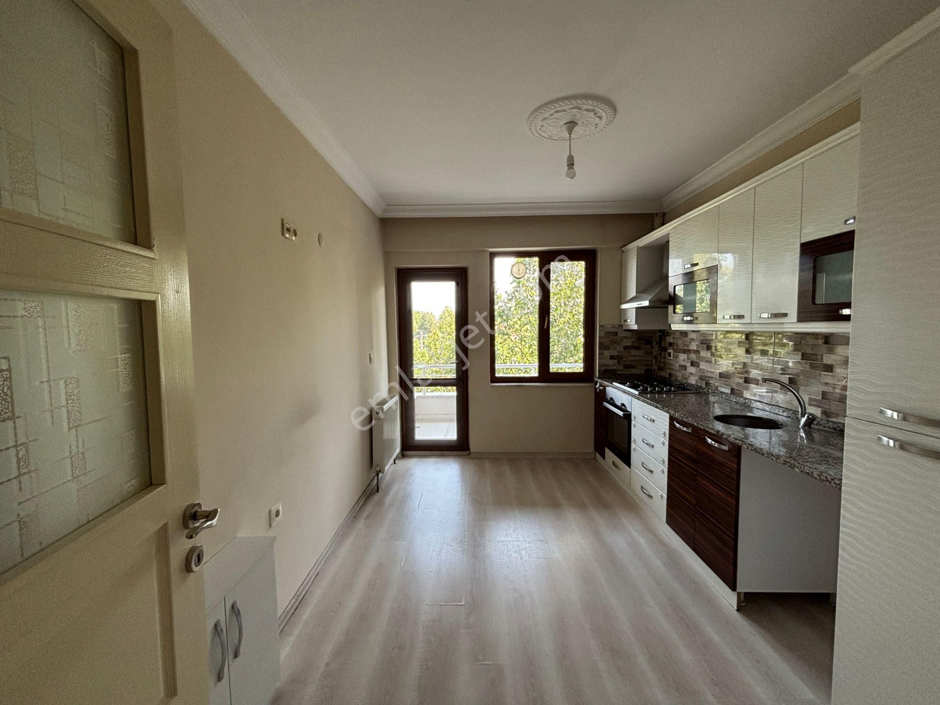 Koçyazı Mahallesi'nde 3+1 140 M2 Satılık Daire - Görsel 10