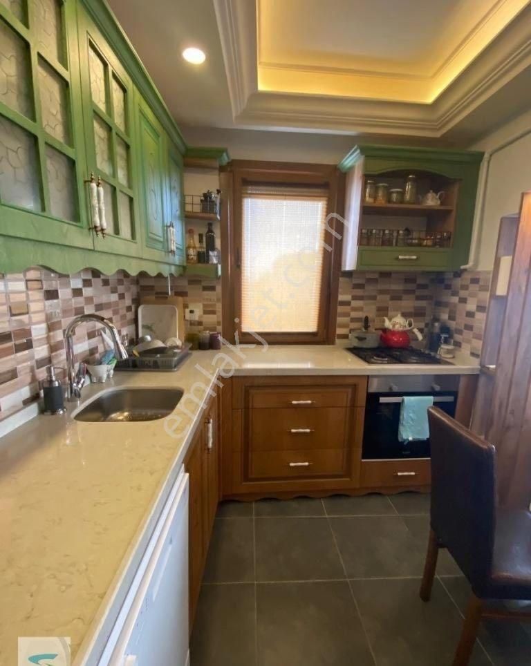 Yeşilköy Merkezde Mimari Tadilatlı Deniz Manzaralı 5+2 Satılık Çatı Piyesli Dubleks Daire - Görsel 18