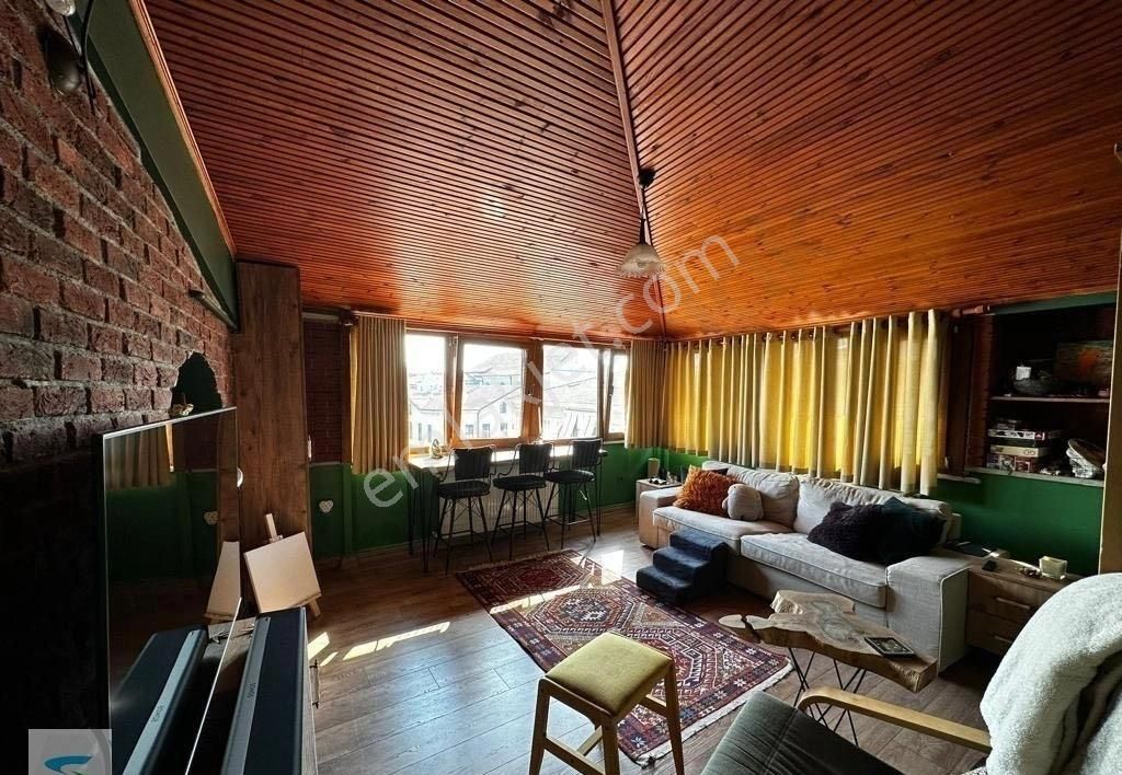 Yeşilköy Merkezde Mimari Tadilatlı Deniz Manzaralı 5+2 Satılık Çatı Piyesli Dubleks Daire - Görsel 13