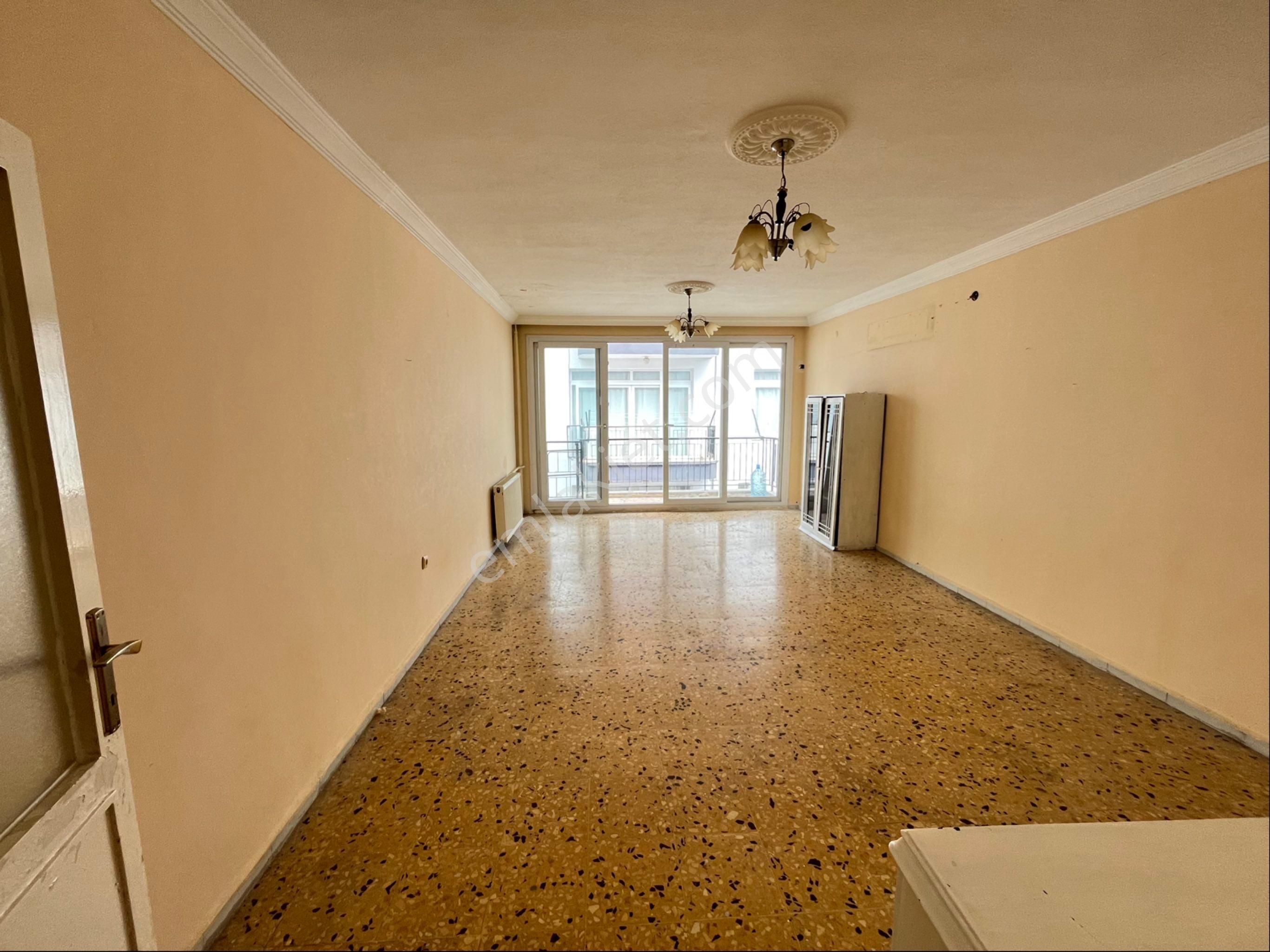 Ergünden İnönüde Sahile Yakın Kiralık 3+1 Daire