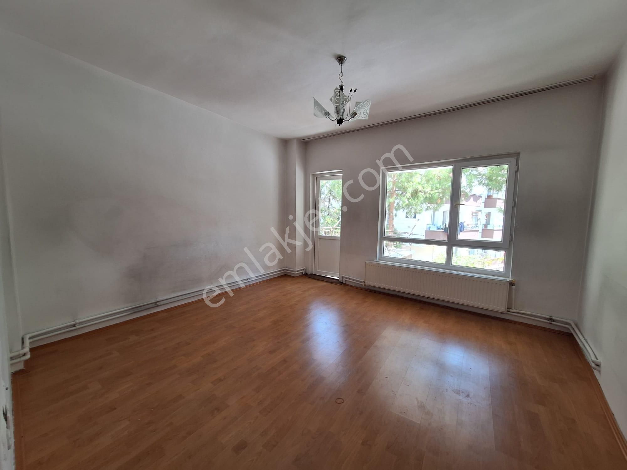 Etimesgut 30 Ağustos Mah Ön Cephe 2+1 Satılık Daire
