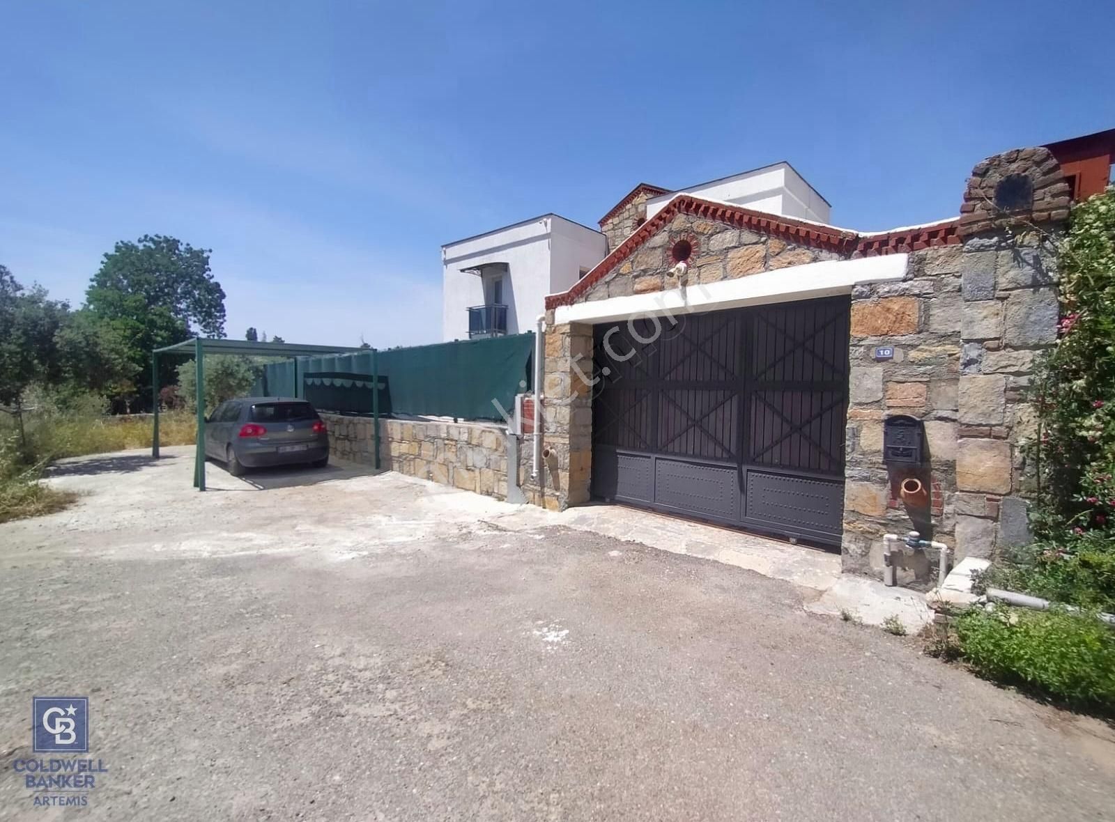Bodrum Bitez Bahçe Ve Havuzlu 4+1 Müstakil Kiralık