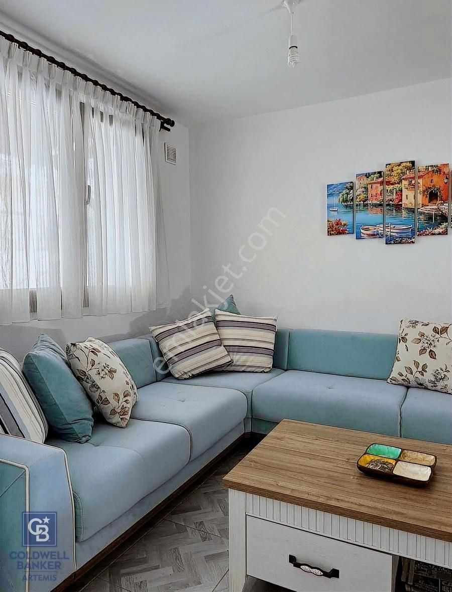 Bodrum Ormancılar Sitesi Satılık 3+2 Plajlı Geniş Bahçeli Villa
