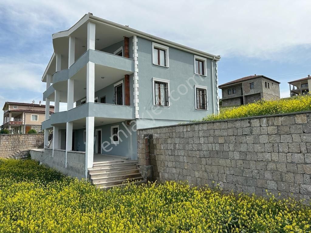 🏡 Kayseri Barsama’da Akdeniz Gayrimenkul’den Muhteşem Villa Fırsatı!