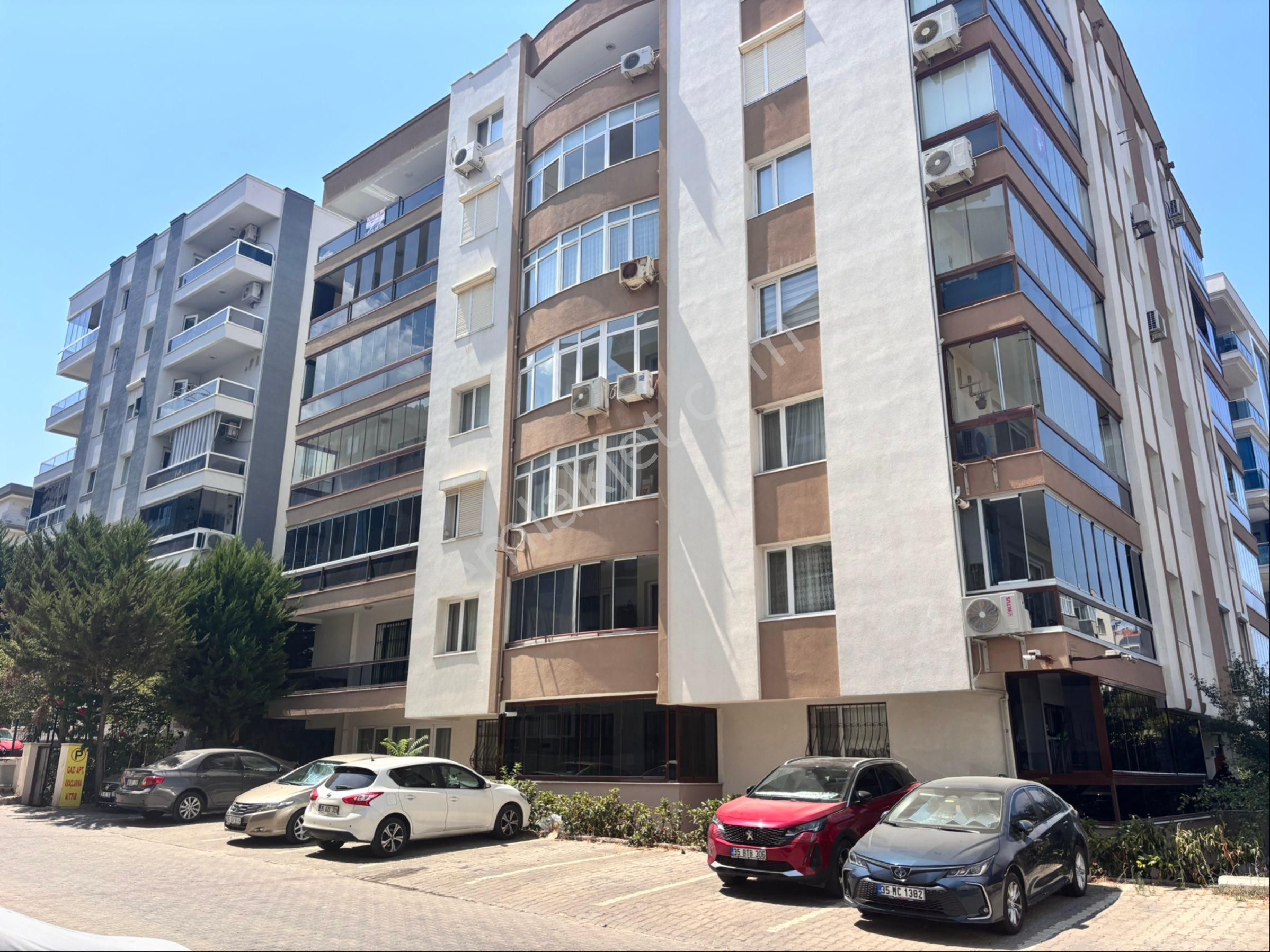Narlıdere, Narlı Mahallesi Kiralık 3+1 Geniş Daire