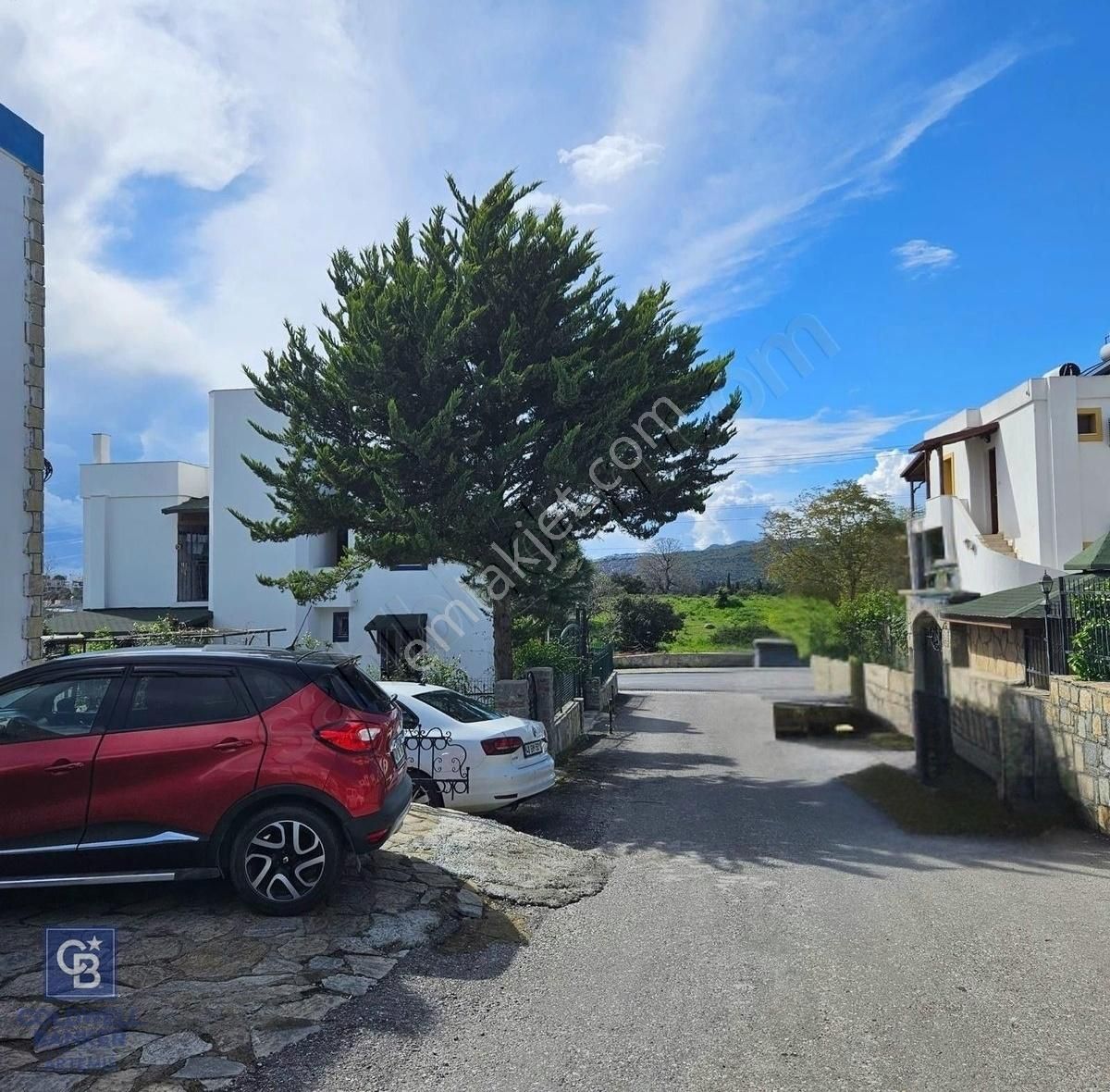 Bodrum Bitez De Satılık 2+1 Üst Kat Daire