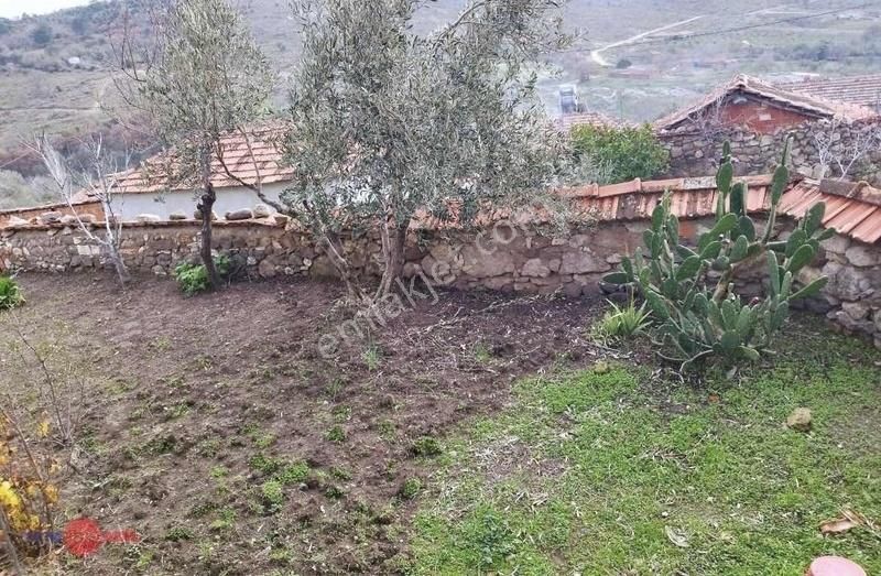 Bergama Paşaköy Mahallesinde Satılık 376 M2 Müstakil Köy Evi - Görsel 2