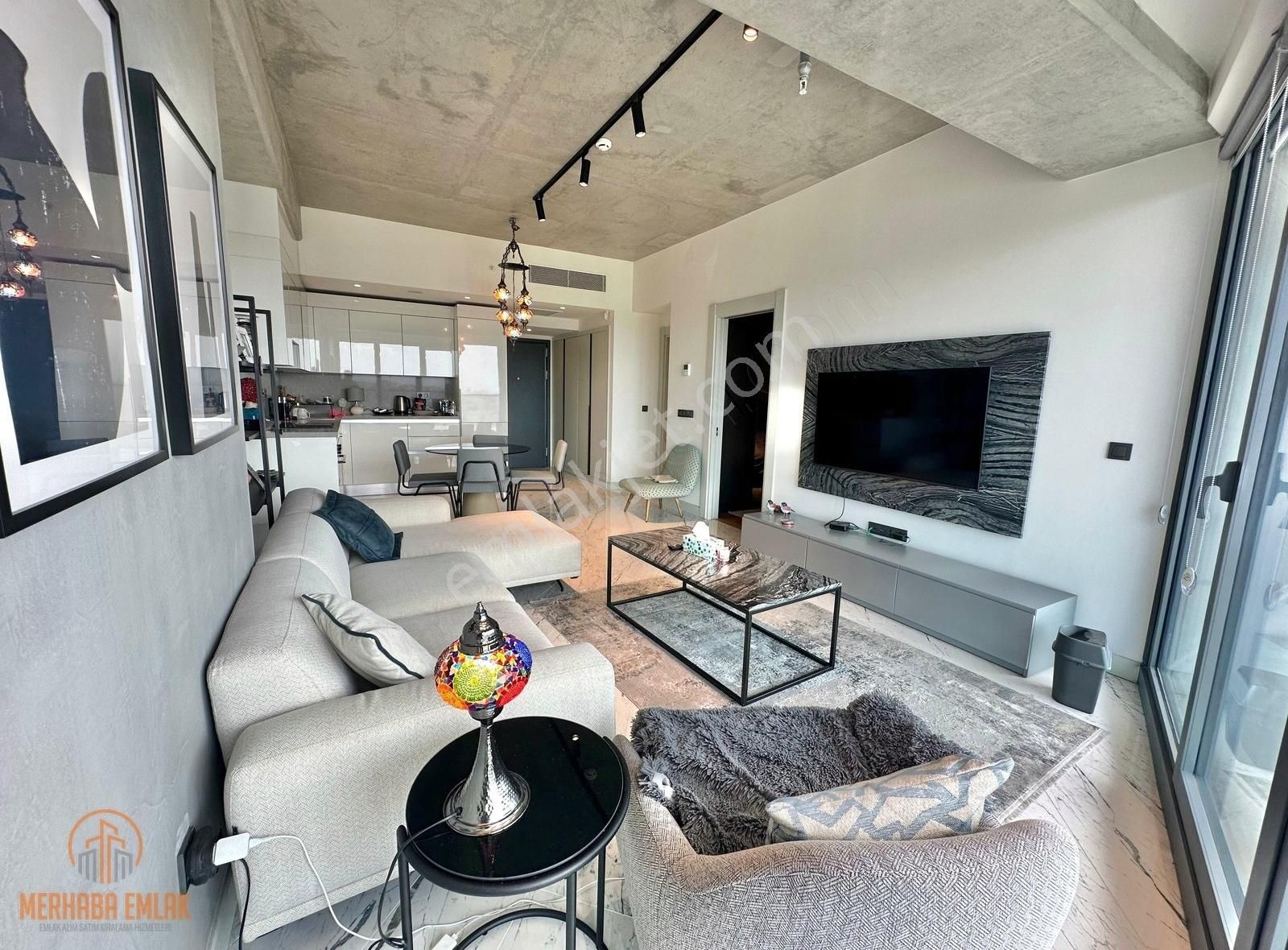 Sinpaş Quenn Bomontide Eşyalı Satılık 1+1 Daire - Görsel 3