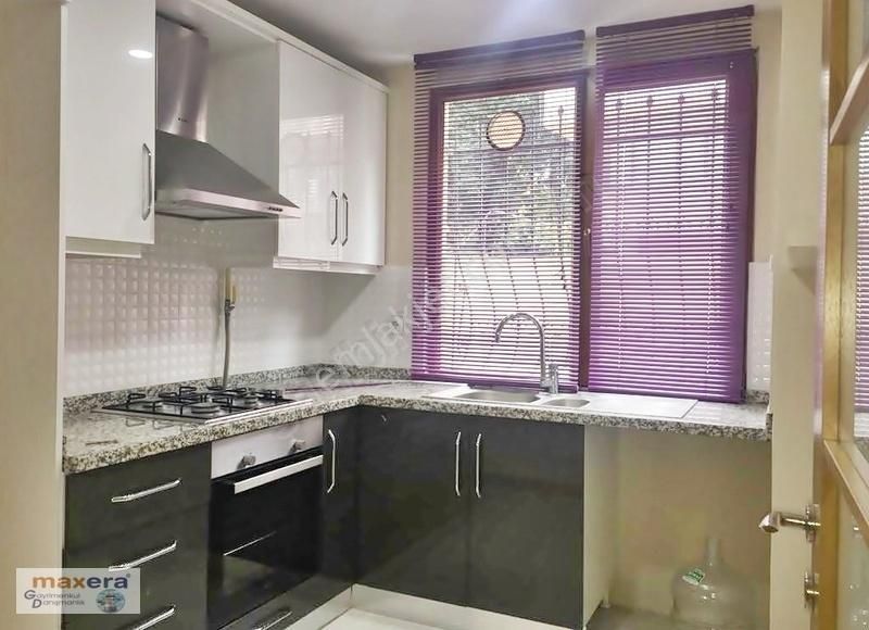 Marmaraya Meydana Yakın 10 Yıllık 80m2 Satılık Bahçe Katı