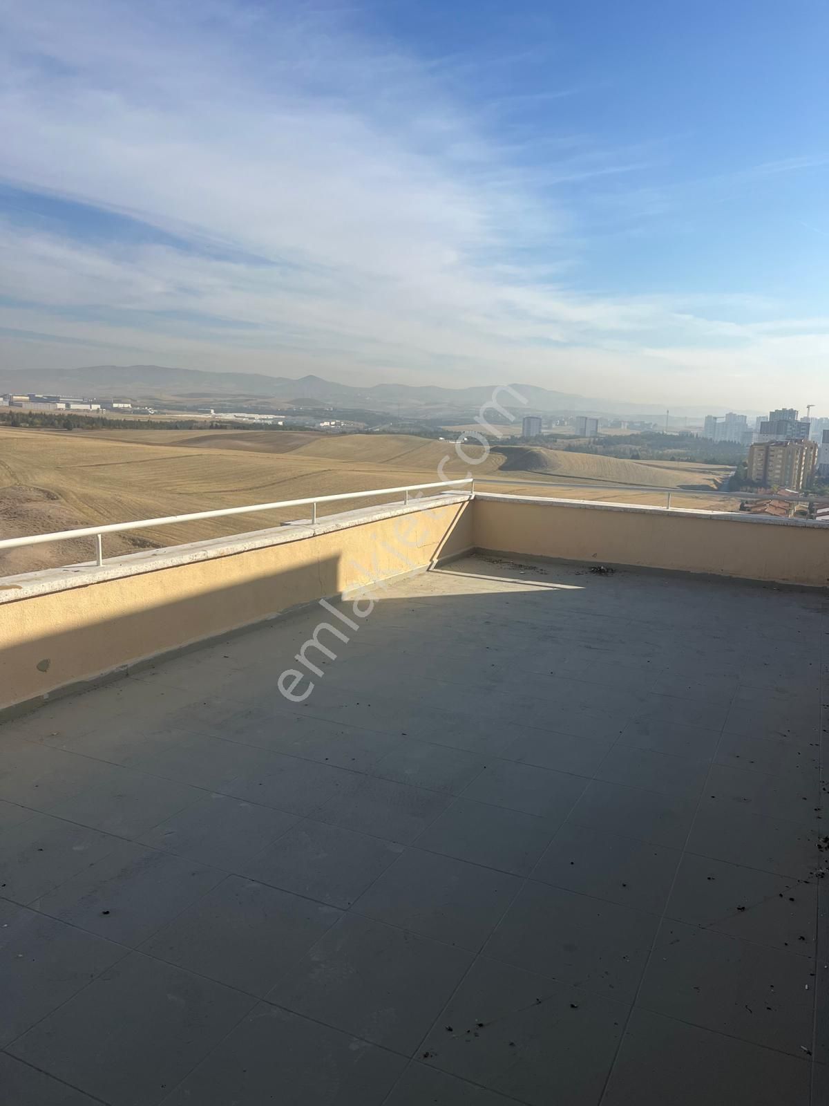 Ata Mahalesi'nde Site İçi 6+1 Kiler'li Kiralık Dubleks Daire - Görsel 23