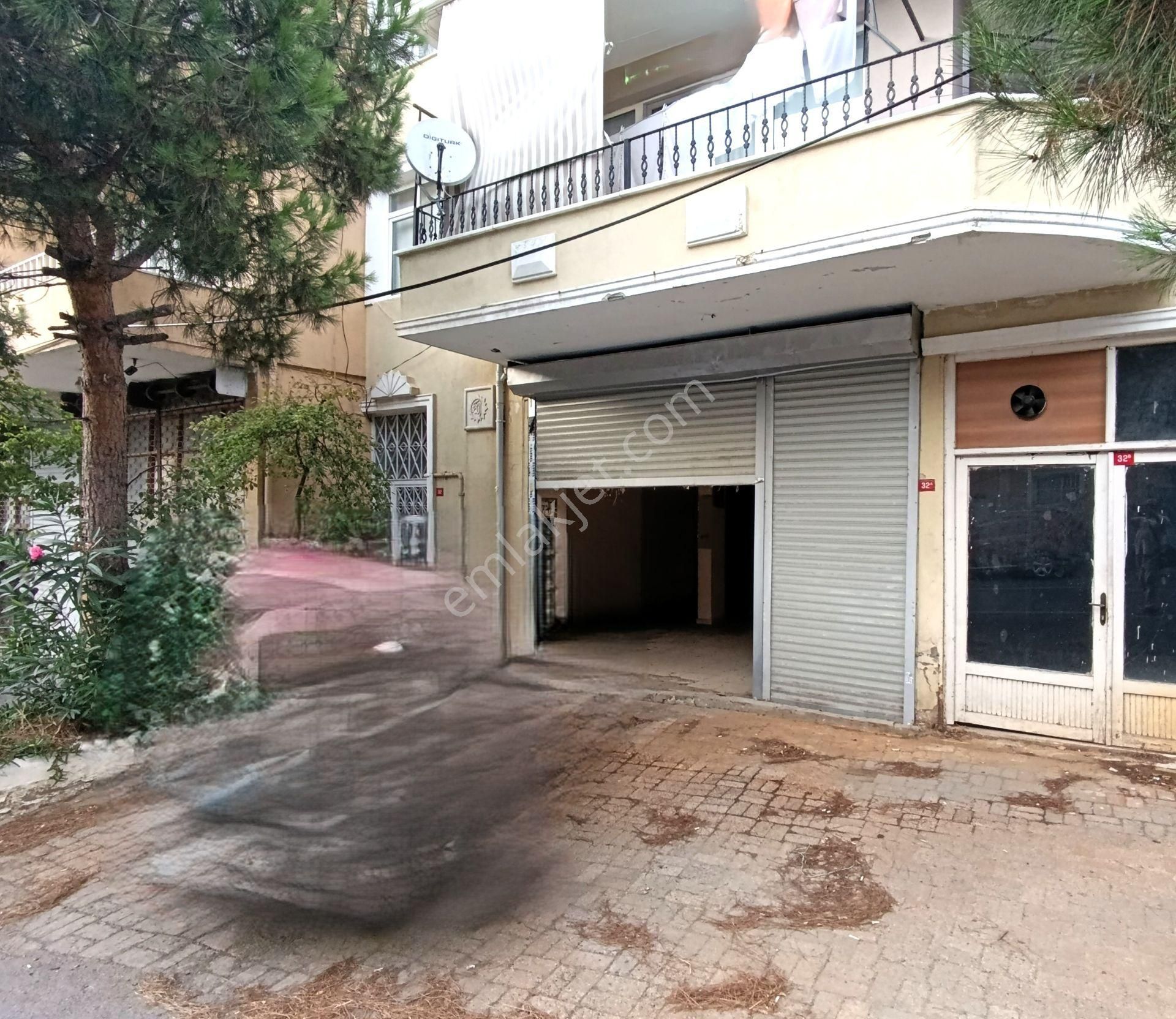 Eski Zekeriyaköy Cad. Yüksek Tavanlı 75 M2 Dükkan 30.000.tl