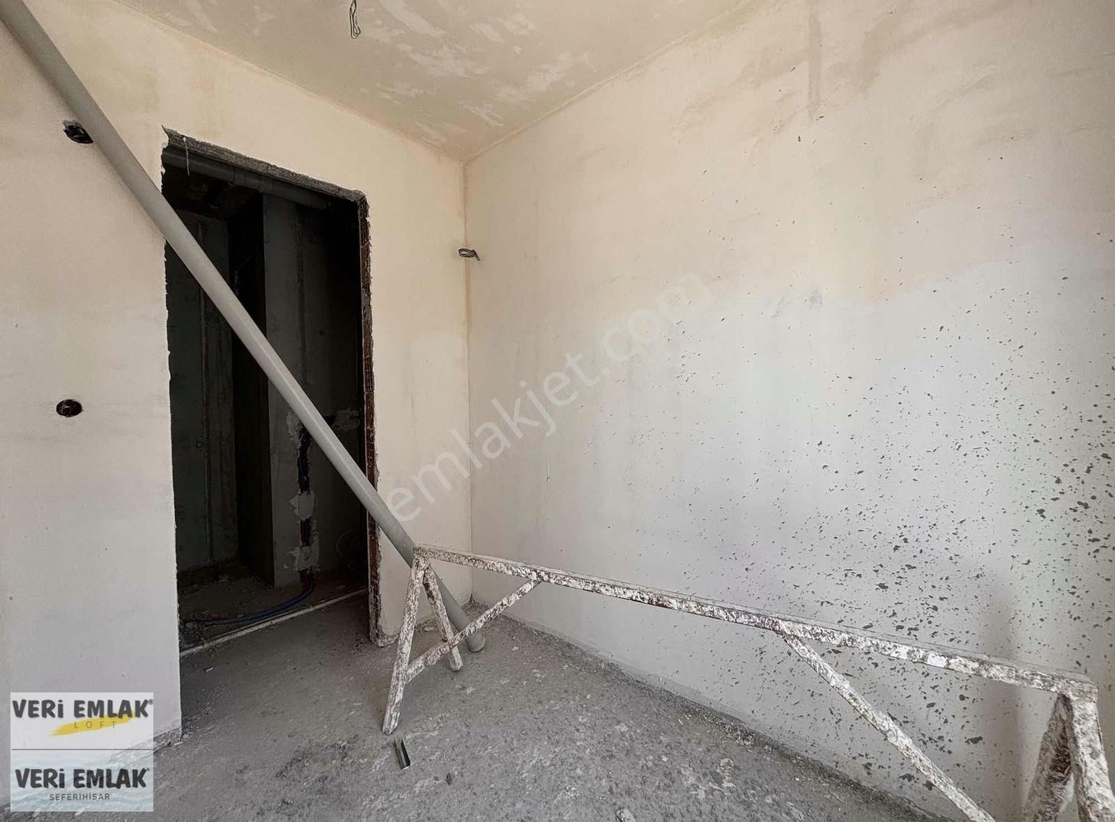 Alsancak Talatpaşada 3+1 130m2 Otoparklı Sıfır Binada Arakat - Görsel 7