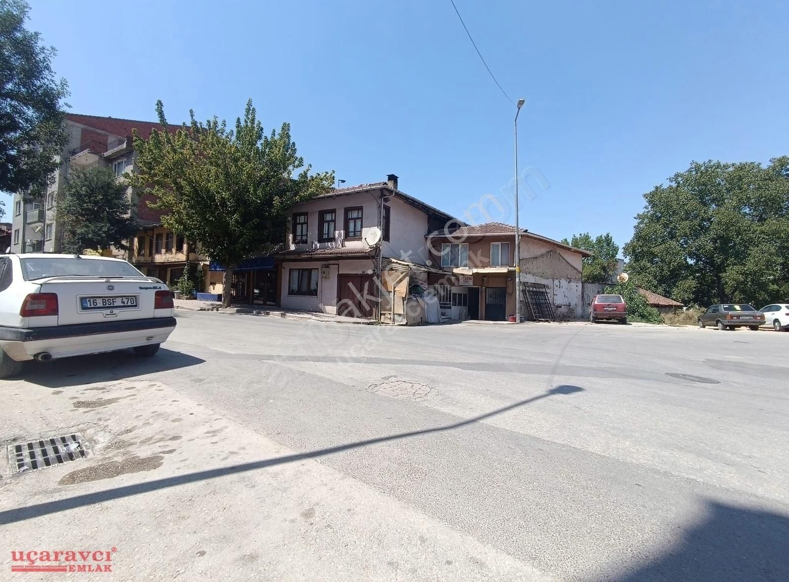 Uçaravcı'dan İnegöl Turgutalp Mahallesinde Satılık 2676 M² Arsa