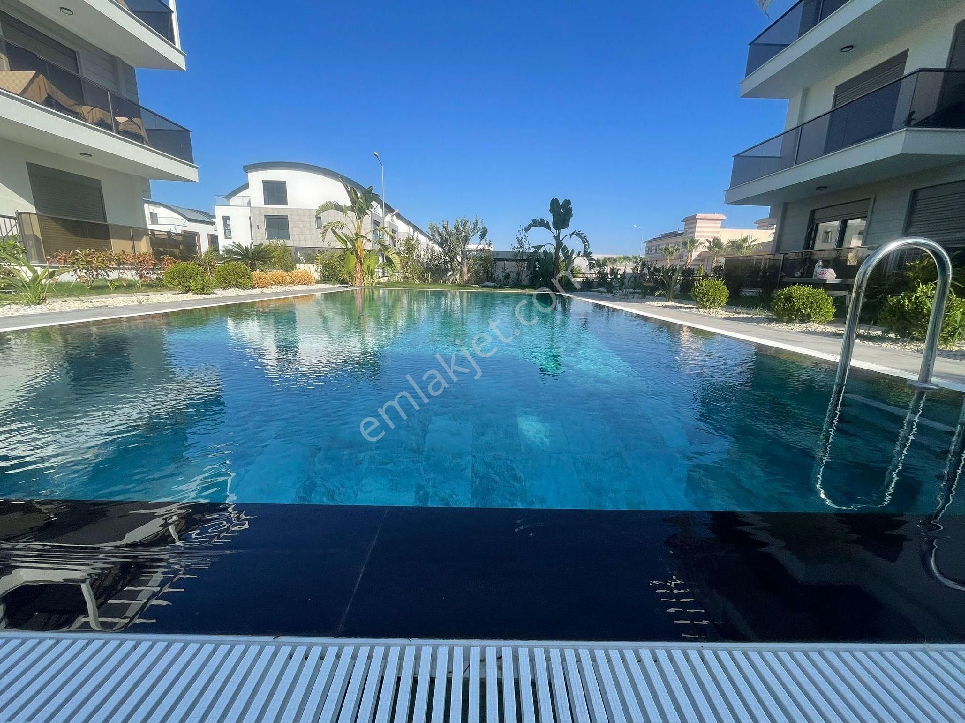 Manavgat Ilıca Mah Satılık Lüks Havuzlu Daire - Görsel 4