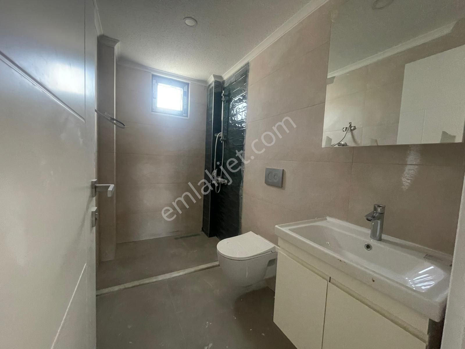 Manavgat Ilıca Mah Satılık Lüks Havuzlu Daire - Görsel 9