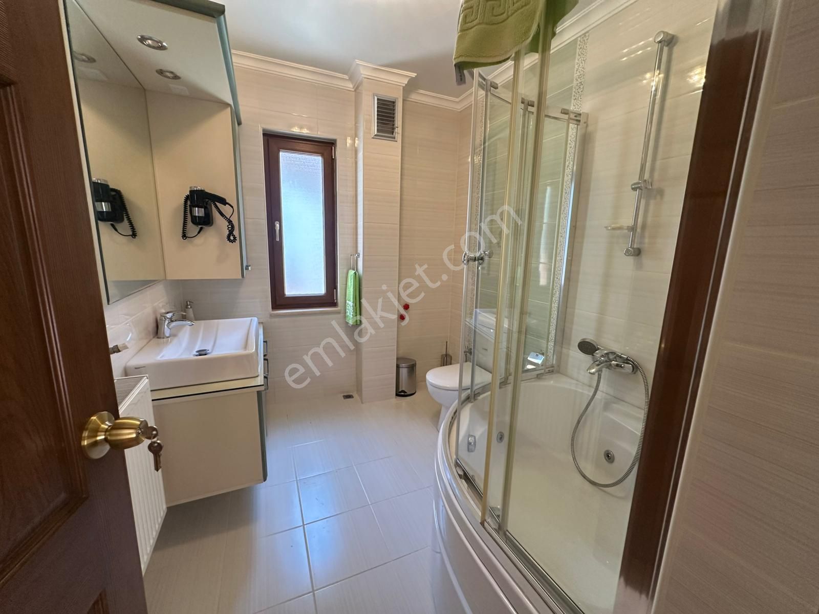 Enfes Manzarası-harika Mazlemeler İle Donatılmış Triplex Villa - Görsel 6